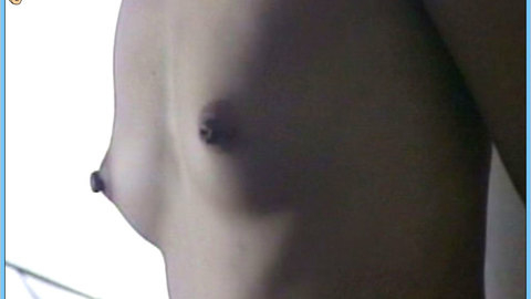 Pic: Tomoko Mayumi in Confinement Escape (A Hunting)