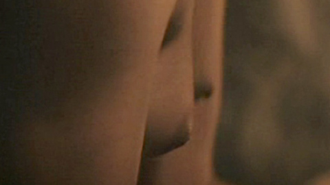 Pic: Jessica Malka in 2 Frogs dans l'Oues