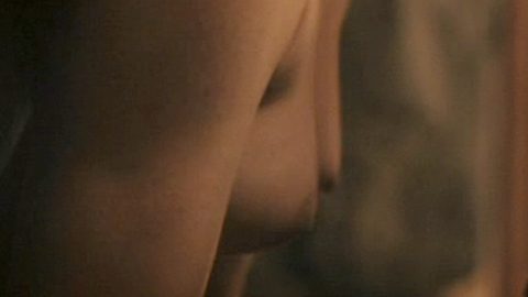 Pic: Jessica Malka in 2 Frogs dans l'Oues