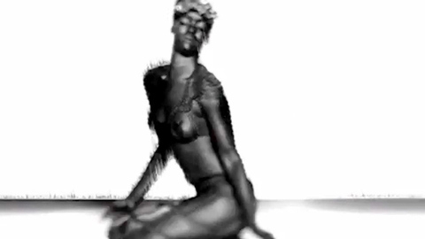 Pic: Rihanna in Rockstar 101