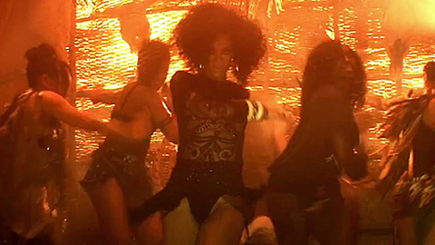 Pic: Rihanna in Where Have You Been