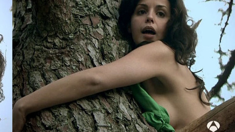 Pic: Marta Torné in El Internado