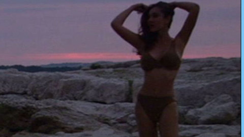 Pic: Lisa Ray in Ball & Chain