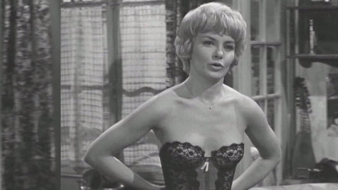 Pic: Joanne Woodward in Paris Blues