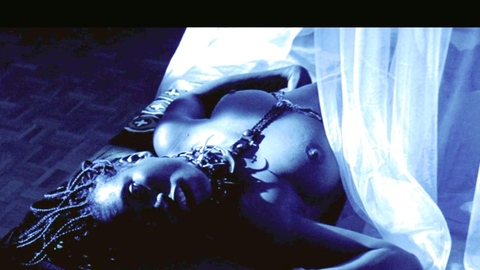 Pic: Mata Gabin in Black