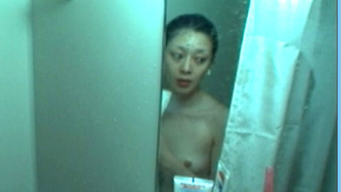 Pic: Yumeka Sasaki in Tomoshibi