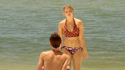 Pic: Sarah Jones in Still Green