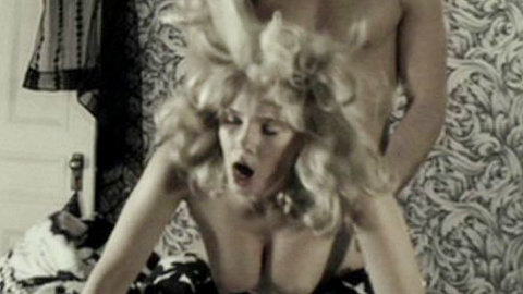 Pic: Jennifer Miller in Lucky Number Slevin