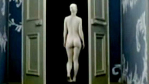 Pic: Anna Noack in 7 1/2 Frauen