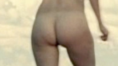 Pic: Maria Kraakman in My Queen Karo