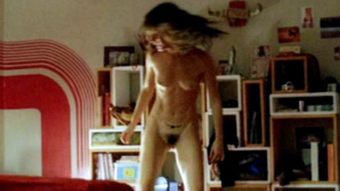 Pic: Ana de la Reguera in Asi del precipicio