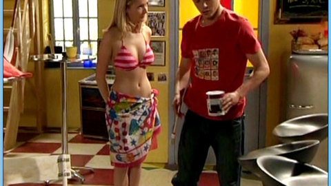 Pic: Sarah Ulrich in Unter Uns