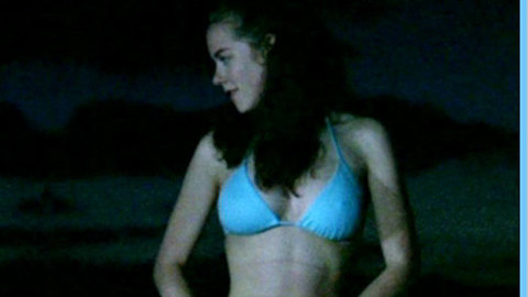 Pic: Alice Dwyer in Das Lächeln der Tiefseefische