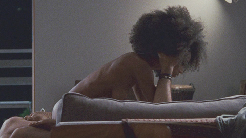 Pic: Yaya DaCosta in The Kids Are All Right