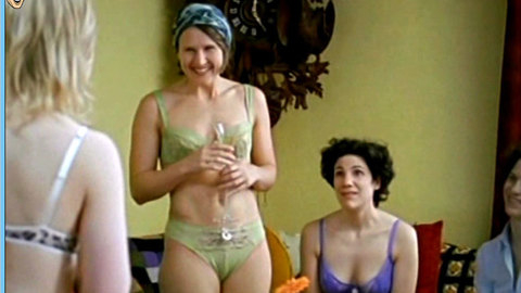 Pic: Inka Pabst in Unter dem Eis (2005)