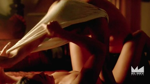Pic: Natalie Martinez in Matador