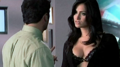 Pic: Donna Feldman in Fashion House