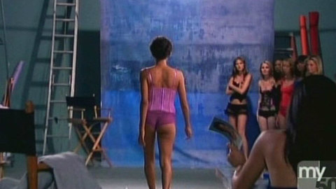 Pic: Nicole Pulliam in Fashion House