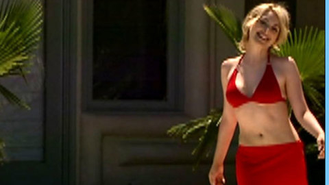Pic: Vivian Gray in Desire