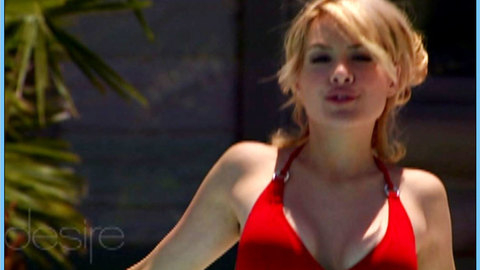 Pic: Vivian Gray in Desire