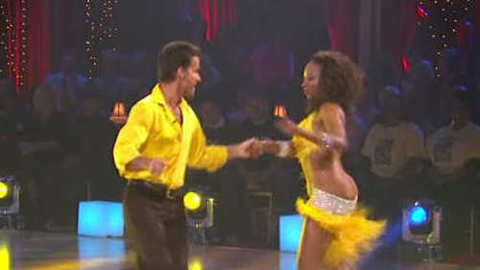 Pic: Monique Coleman in Dancing with the Stars
