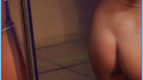 Pic: Cindy Pucci in Alley Dogs