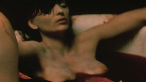 Pic: Elena Maddalo in The Cell (2000)