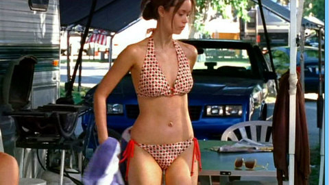 Pic: Summer Glau in The Unit