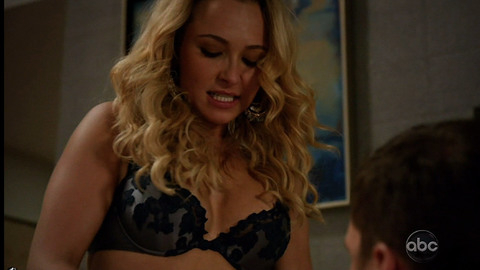 Pic: Hayden Panettiere in Nashville (2012-2018)