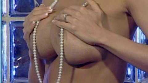 Pic: Lexxi Tyler in Girls Only Pool Party