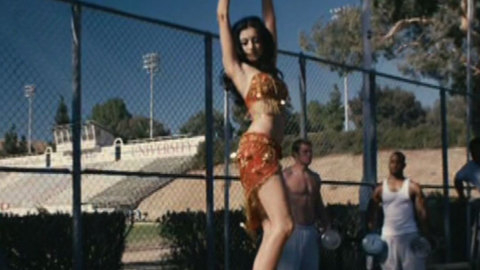 Pic: Noureen DeWulf in The Comebacks