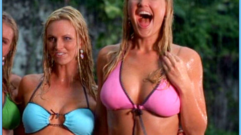 Pic: Annika Svedman in Surf School