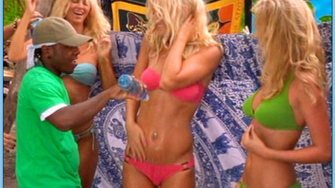 Pic: Annika Svedman in Surf School