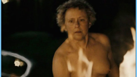 Pic: Mary Beth Hurt in The Dead Girl