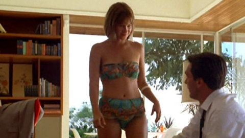 Pic: Laura Ramsey in Mad Men