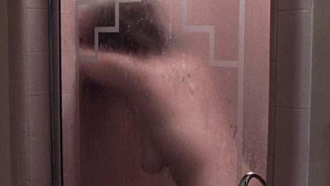 Pic: Laura Ramsey in 1 Out of 7