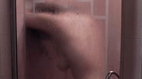 Pic: Laura Ramsey in 1 Out of 7