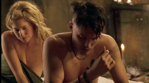 Pic: Laura Ramsey in 1 Out of 7