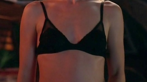 Pic: Laura Ramsey in Hindsight