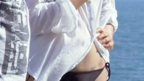 Pic: Zoe Naylor in The Reef