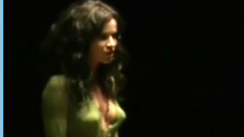 Pic: Natalia Avelon in Summer Wine