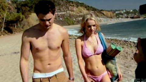 Pic: Alisa Marshall in Dirt