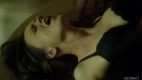 Pic: Rachel Boston in Witches of East End