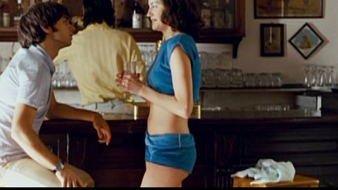 Pic: María Ruiz in Hot Summer Rain