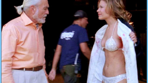 Pic: Kiele Sanchez in Lost (2004-2010)