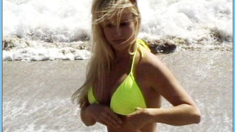 Pic: Trudi Jo Marie Keck in Whispers from a Shallow Grave