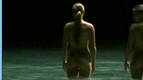 Pic: Vijessna Ferkic in Ohne einander