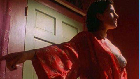 Pic: Dawn Spinella in Sergio Lapel's Drawing Blood (1999)