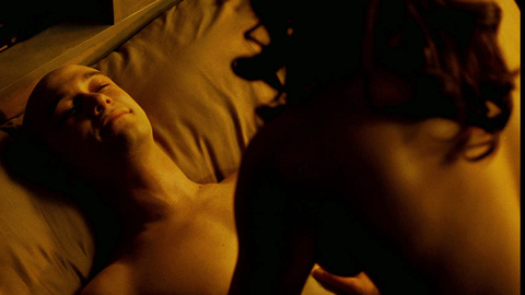 Pic: Jessica Parker Kennedy in 50/50