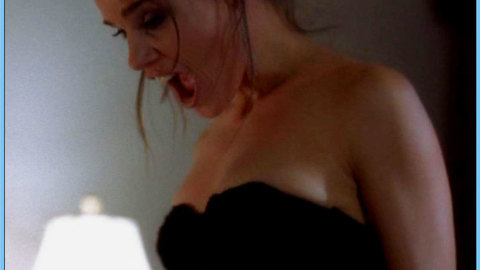 Pic: Lorraine Farris in Crooked (2006)